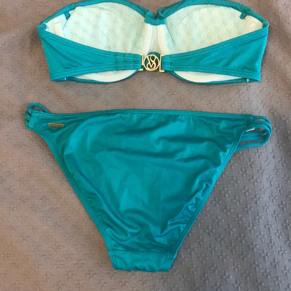 NWOT Victoria’s Secret Bikini - Picture 3 of 3